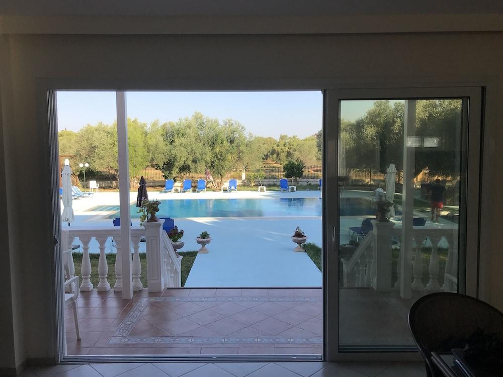 Ai Helis Resort Svoronata Exterior foto